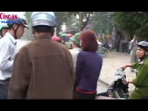 Xem kiều nữ bất chấp pháp luật