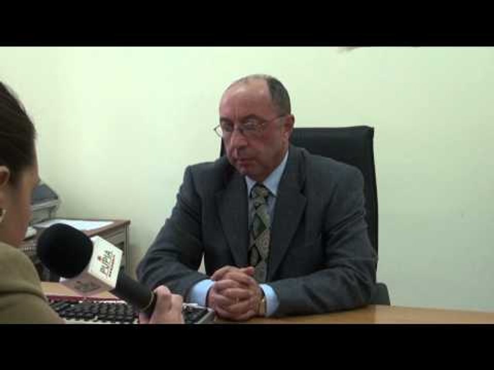 Carinaro (CE) -  Lavori scuola elementare, intervista a Donato D'Ausilio