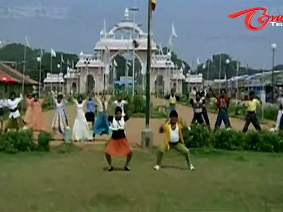 Akkum Bakkum - Telugu Songs - Ghumochi - Ali - Yuvarani