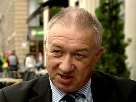 INFLATIONSSCHUTZ-BRIEF: EFSF - der INFLATIONS- HEBEL (Euro Rettungsschirm Euro-Krise 2011 FINANZKRISE Euro-Schuldenkrise Börsenbrief Börsenmagazin Anlegermagazin aktuelle Inflation 2011 Inflationsrate Deutschland Geldsystem Finanzsystem)