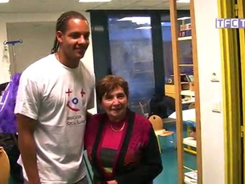 Le TFC rend visite aux enfants malades de l'hôpital Purpan