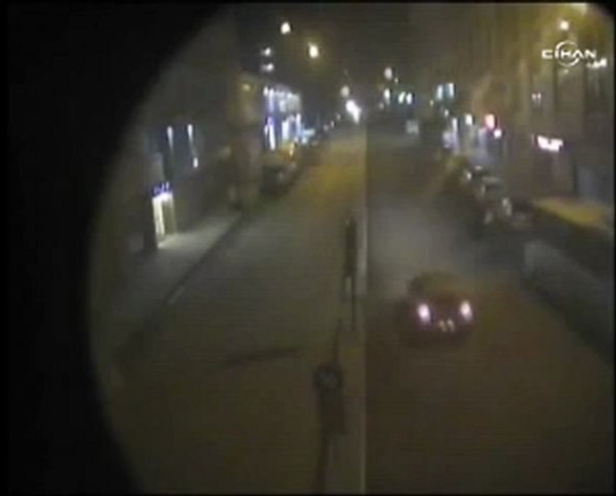 Gündem Bayram Otelin çöküş anı mobese kamerasında ZAMAN