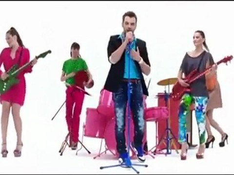 Sinan Akçıl & Hande Yener (Atma)