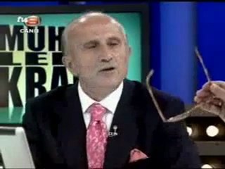 Hakkı Devrim-Yaşar Nuri Öztürk  Kabile Şefi Tartışması