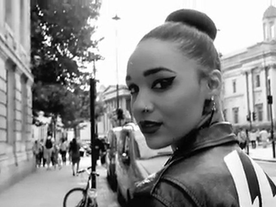 Phlo Finister – BANG BANG