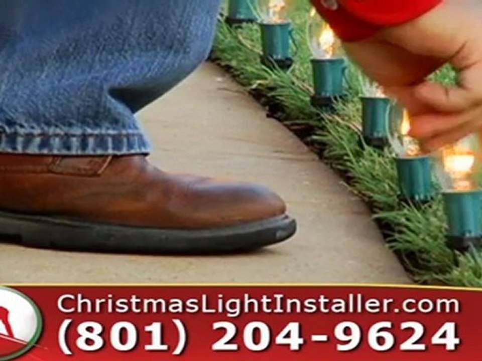 Hire a Holiday Lighting Installer in Chicago, Illinois