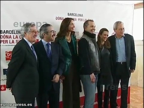 Miguel Bosé presenta una campaña contra el sida