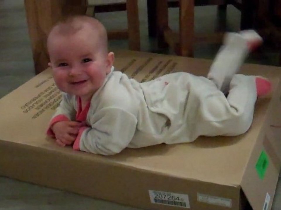 J'escalade un carton (2)