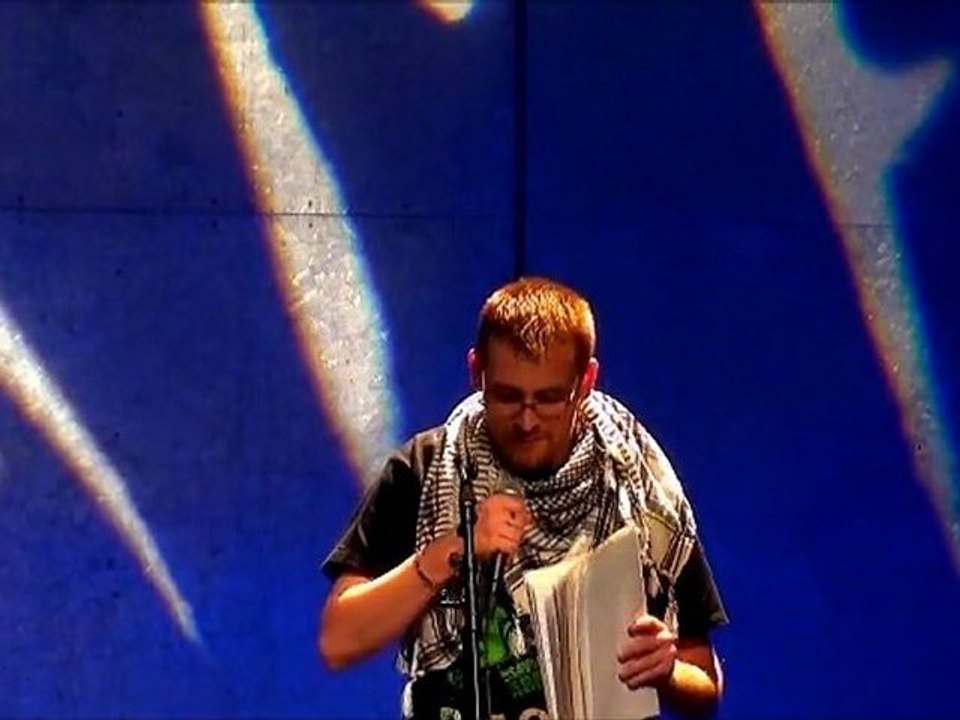 32 Moldo - scène slam Mons - 28-10-2011