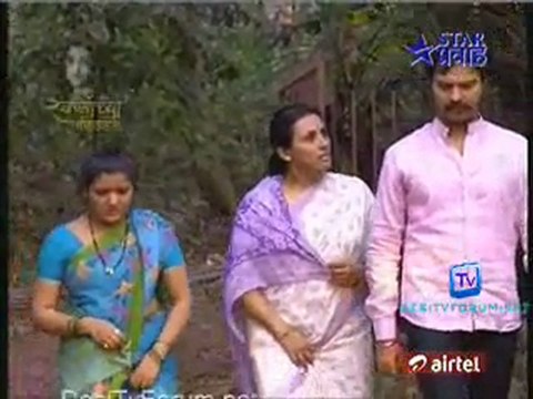 Tujha Vin Sakhya Re - 11th November 2011 Video Watch Online P1