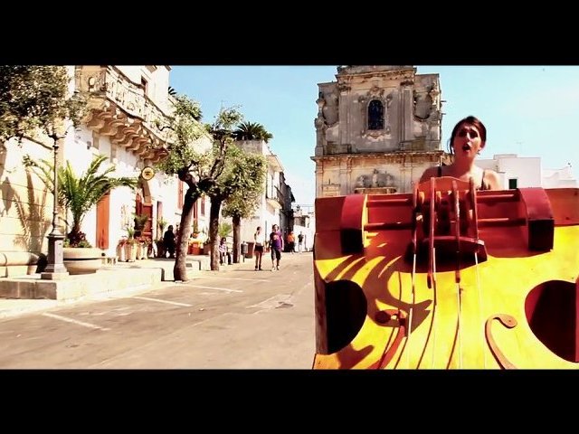 Video Carolina Bubbico - A me piacerebbe ridere