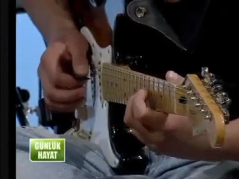 İçinden VAN AHLAT ERCİŞ ADİLCEVAZ geçen Şiir Doğunun KADINLARI