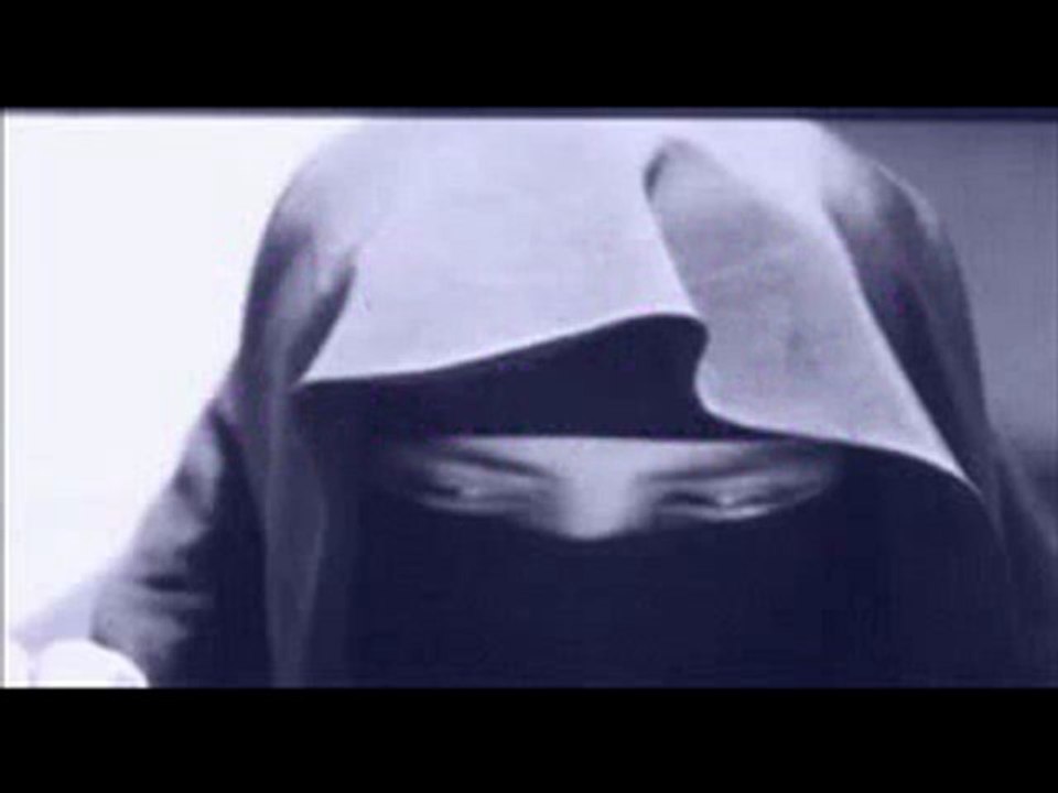 BAŞ ÖRTÜSÜ//NİHAT HATİPOĞLU//