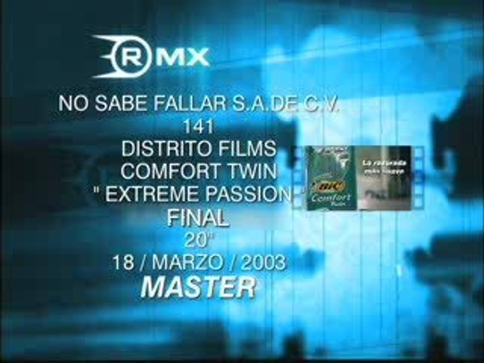 Pub Rasoir Bic //  humour sein siliconé