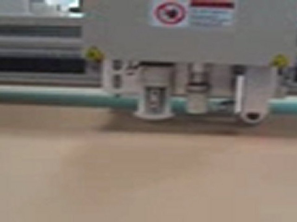 aokecut@163.com  corrugated paper flute cutter plotter machine