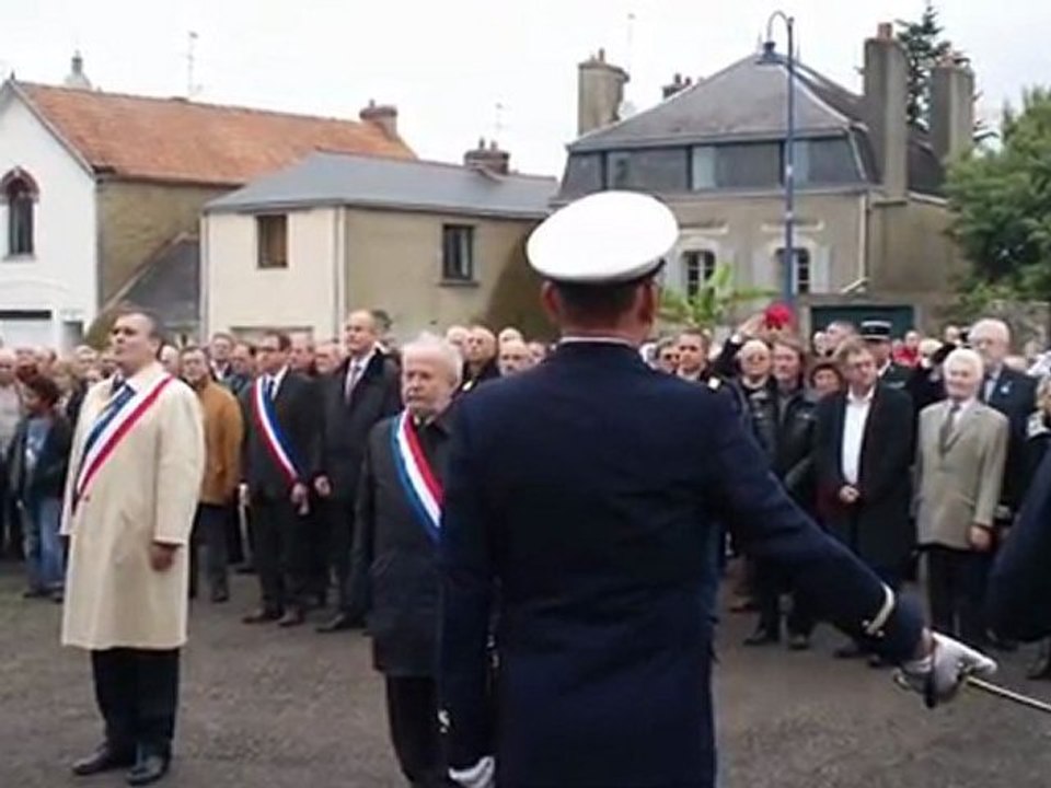 Michel Grall-Cérémonie du 11 nov 2011 à Auray-2
