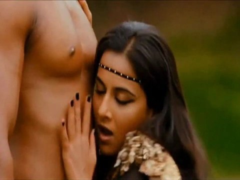 The Dirty Picture New Latest Bollywood Movie Theatrical Trailer Vidya Balan Tushar Kapoor Nashehruddin shah Emraan Hashmi