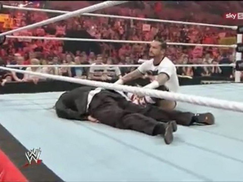 WWE Experience 11/13/11 (HQ)