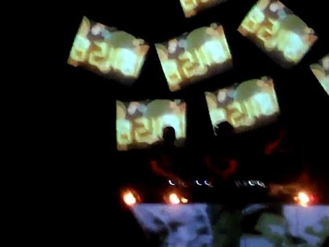 DURKY BASS PARTIE 3 @ EXPLOSION DU 10/11/11 AU NINKASI KAO