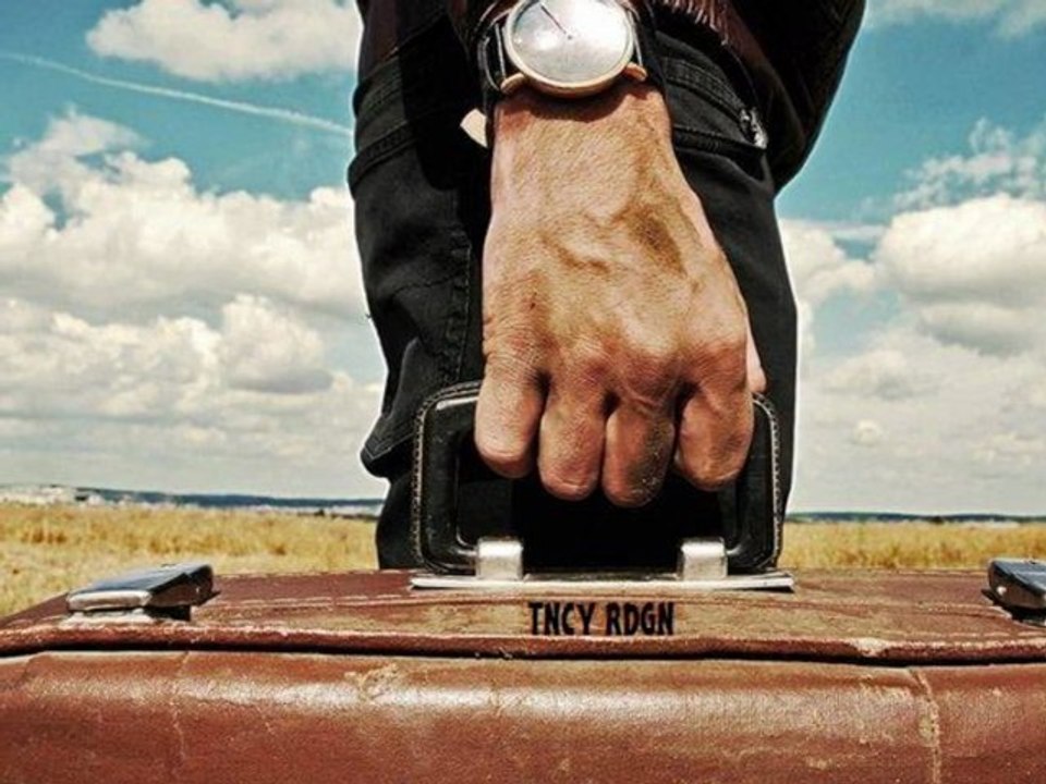 Candan Ercetin-Sende Unutama Beni