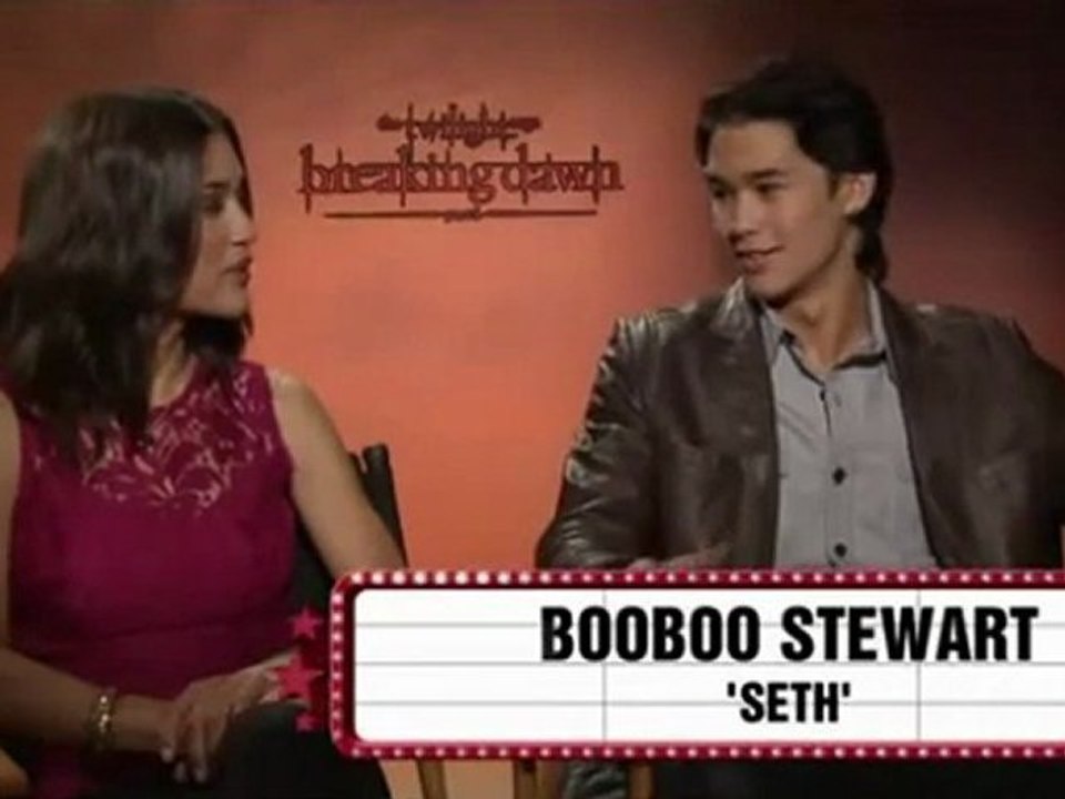 Entrevista a Robert, Kristen, Taylor y al resto del Cast por Moviefone Subtitulada Parte 3