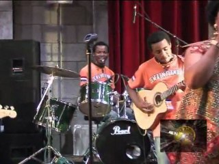 EMMACULE BOKELI concert live en hollande. WWW.HOLLANDAISMAKUKA.COM