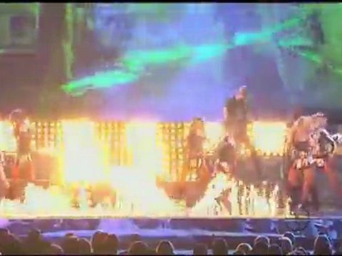 Wisin Y Yandel - Estoy Enamorado ( Latin Grammy 2011)