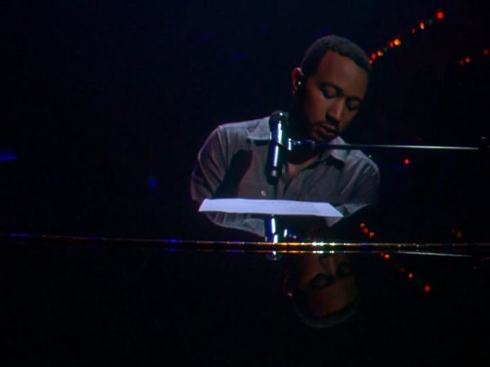 John Legend & The Roots - Ordinary People (Amex UNSTAGED)