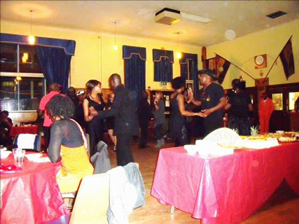 Salsa Halloween still pictures. Oct 2011     SN123