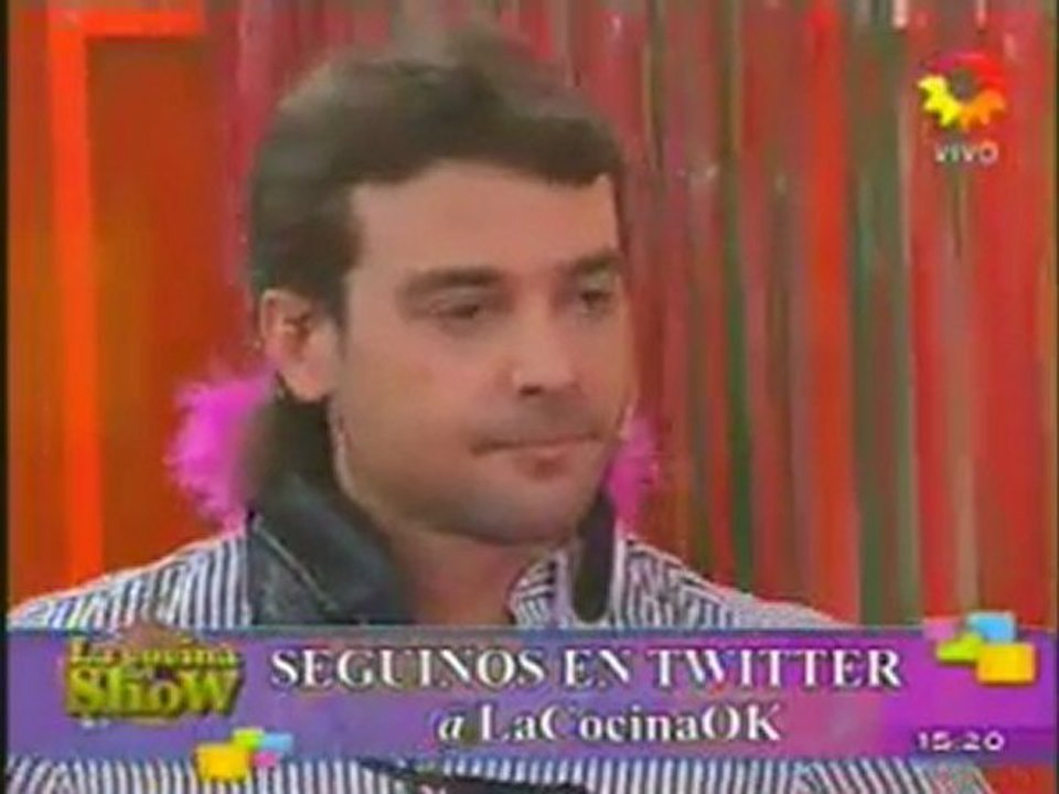 Pedro en la Cocina 5 (back Aquadance Pedro 1) - 12 de Noviembre