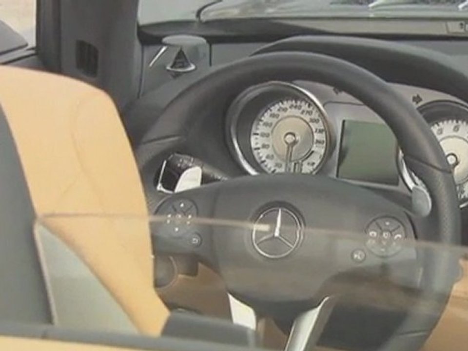 Mercedes-Benz SLS AMG Roadster - Deutsch