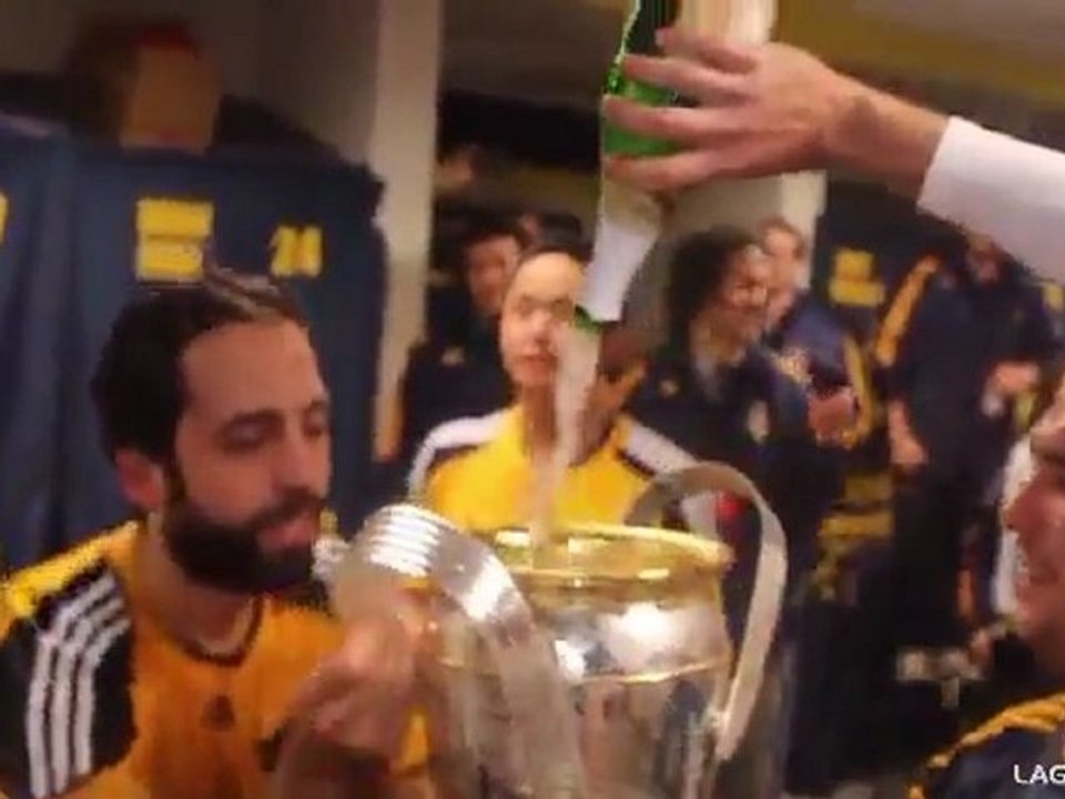 Οι πανηγυρισμοί στα αποδυτήρια των Γκάλαξι