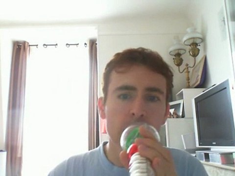 Wiwi égratigne vamos a la playa de Loona