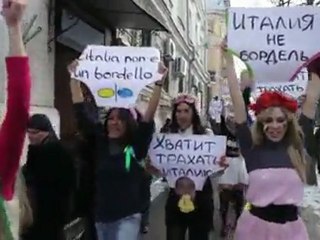 FEMEN διαμαρτυρία κατά του Μπερλουσκόνι