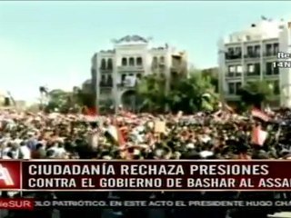 Manifestación en Siria contra suspensión en la Liga Árabe