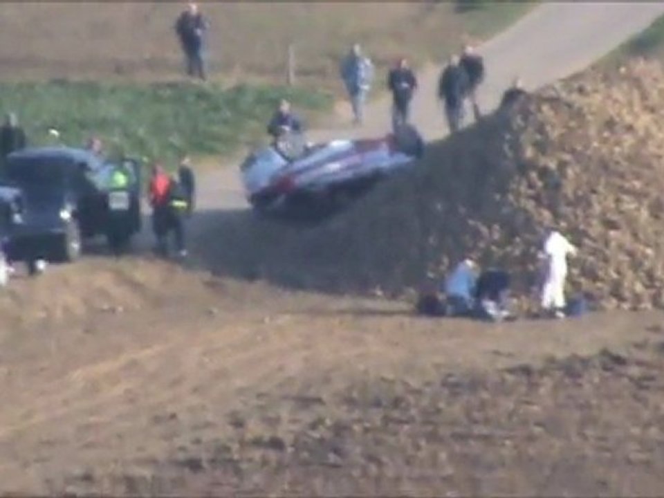 condroz 2011-crash a pailhe pilote n'as rien et co-pilote mal au dos et toucher a la pommette