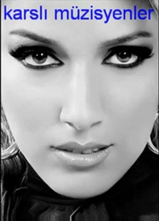 Görmüşem Sevmişem İsterem Seni  & Evlerinin Önü Yonca...