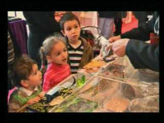 Fransa'nın Strasbourg şehrindeki Zenith Fuar merkezinde Harun Yahya standından görüntüler