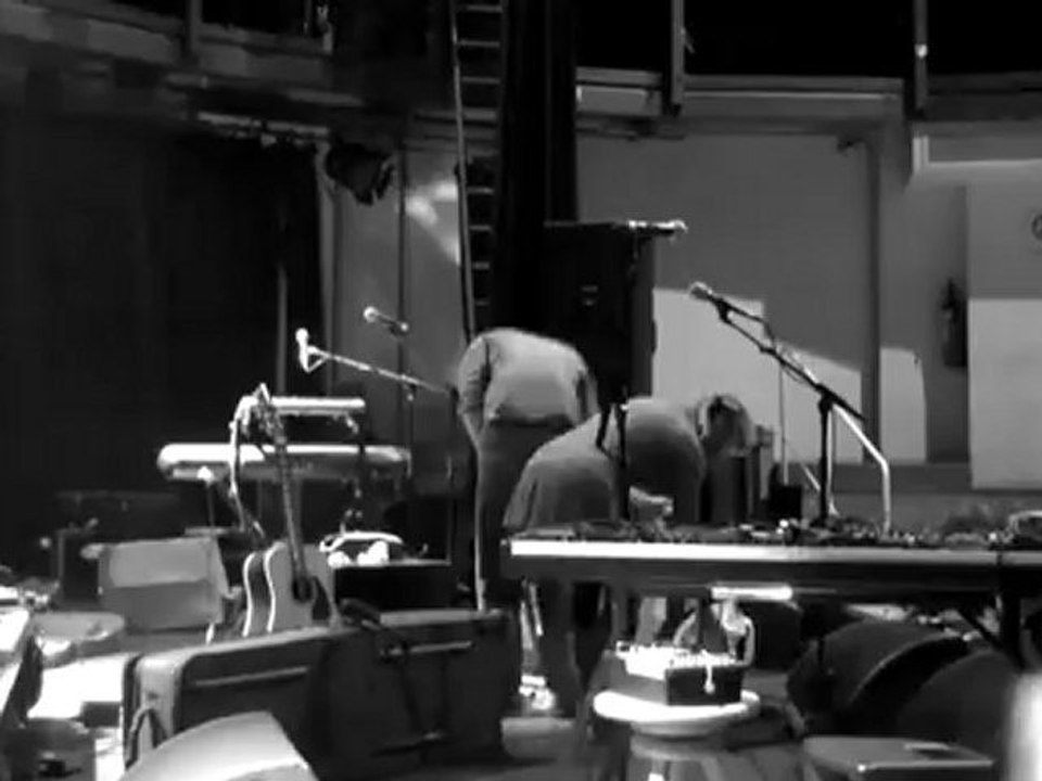 Le ANN ARBOR Dary#5 est 'on line'... Backstage et soundcheck avant la très belle soirée du Botanique! :) ENJOY!!!