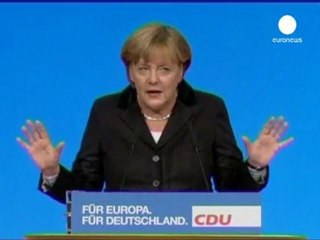 Merkel aboga por una unión política en Europa