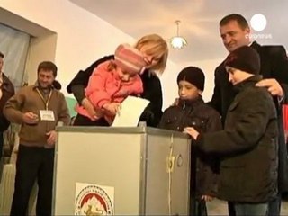 Güney Osetya cumhurbaşkanını ikinci turda belirleyecek