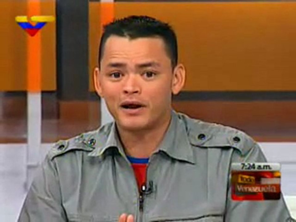 Toda Venezuela Contacto telefonico con el presidente de la Republica Hugo Chavez Frias 14.11 2011  3/4