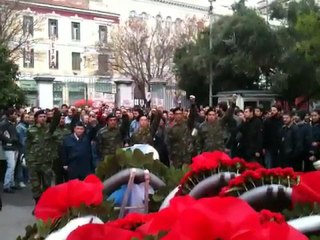 Πολυτεχνείο - κατάθεση στεφάνων