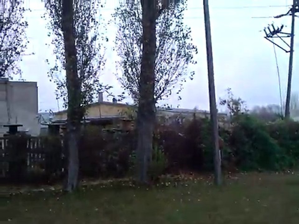 Szaro za oknem