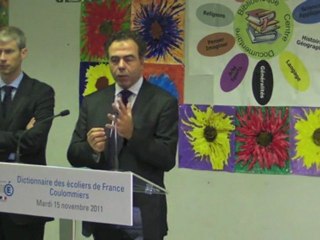 Luc Chatel présente le Dictionnaire des écoliers de France