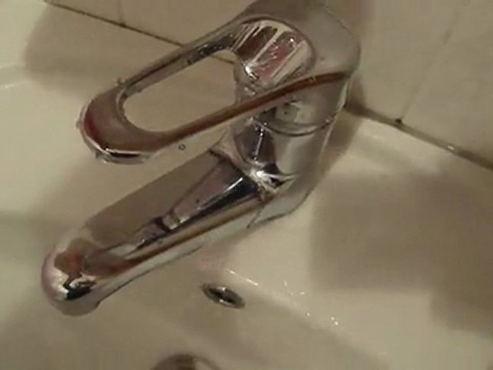 atas cross sprey cila