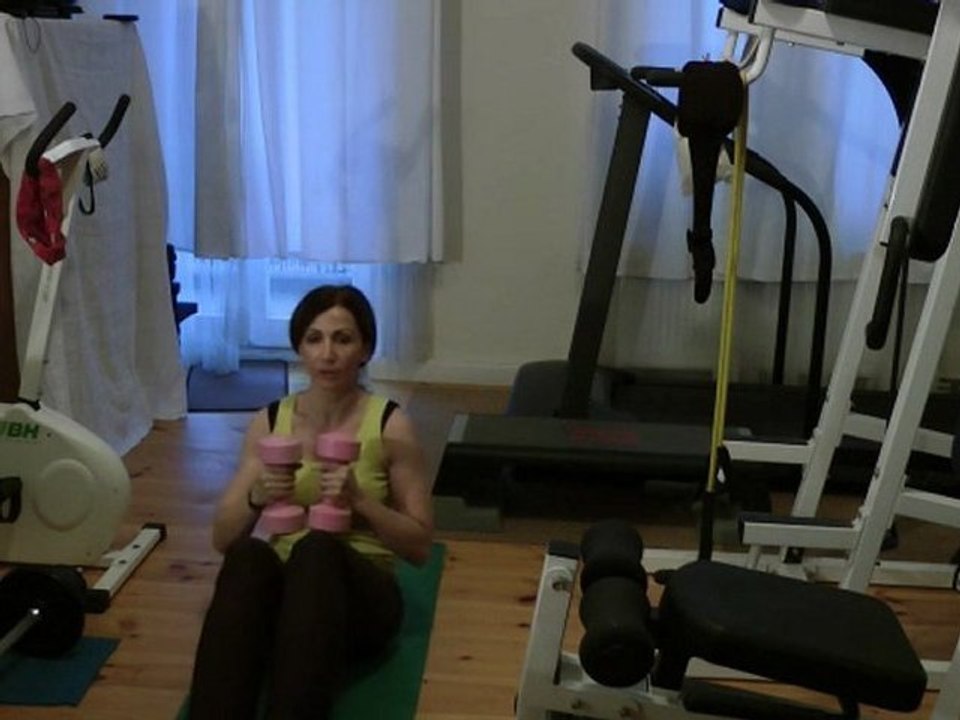 Working the abs and booty!