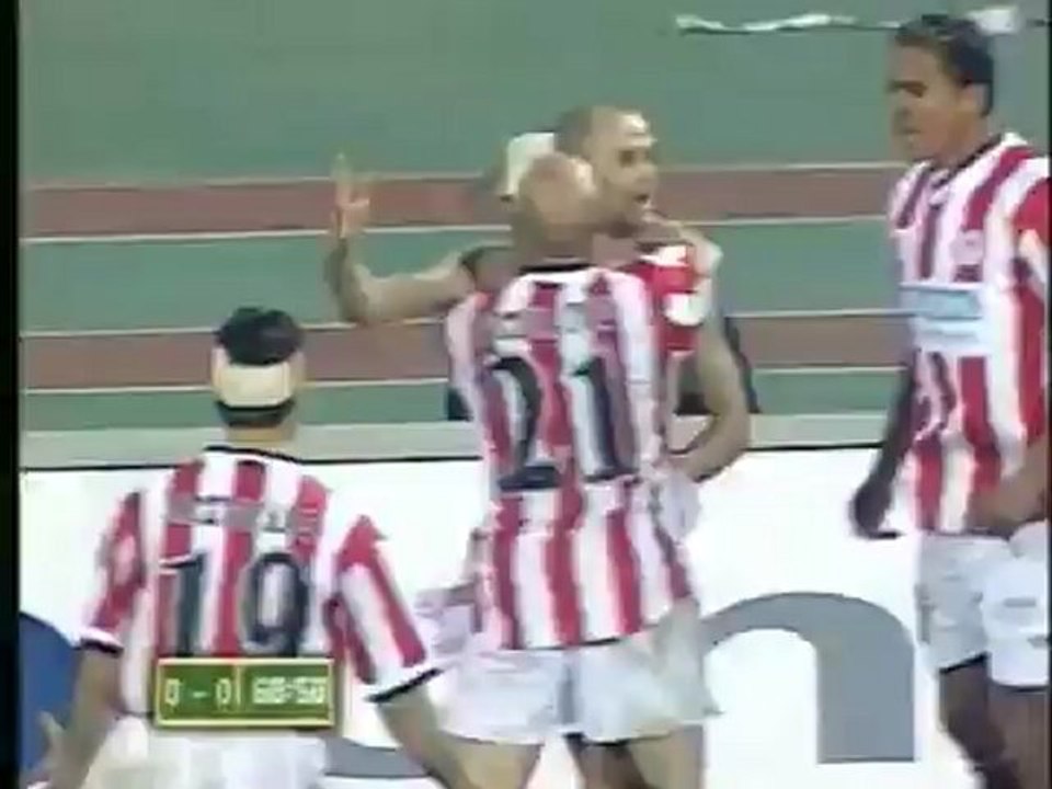 2000-01: olympiakos pao 1-0