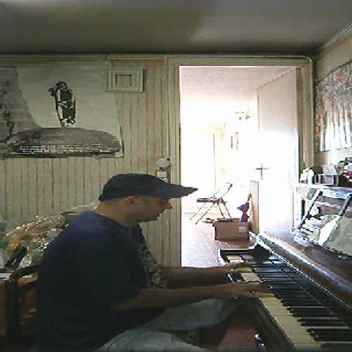 les portes du pénitencier de Jhonny Hallyday repris par Frédéric Chaouat