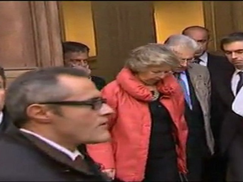 Napolitano encarga a Mario Monti formar Gobierno